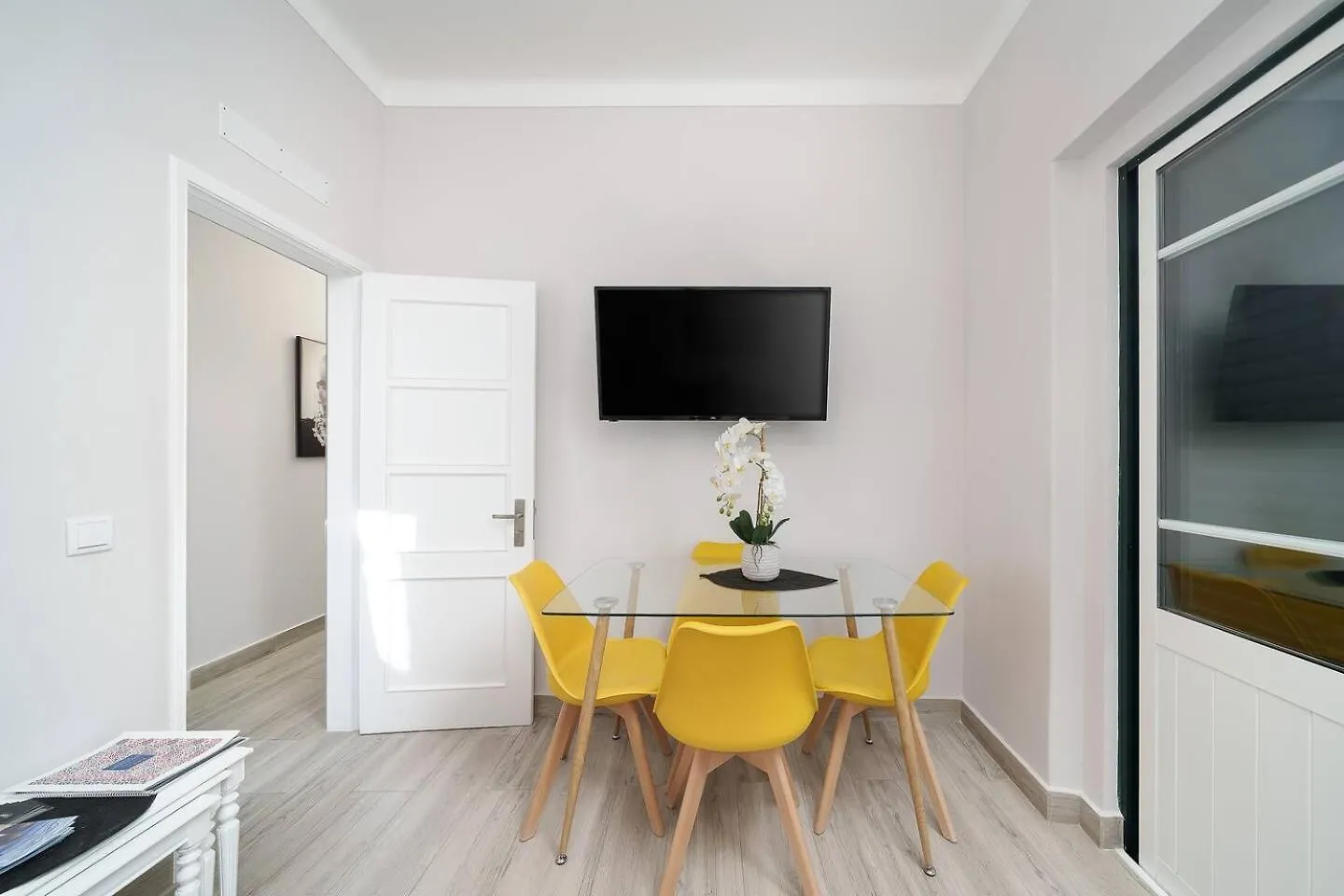 Spacious Stylish Apartment Portimao Portugal